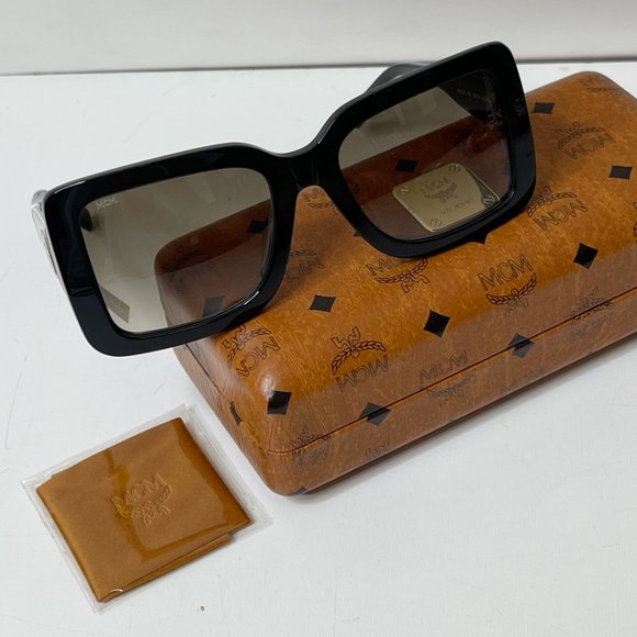 (new+tag) Authentic MCM Sunglasses Large Frame w Classic Case main image 4